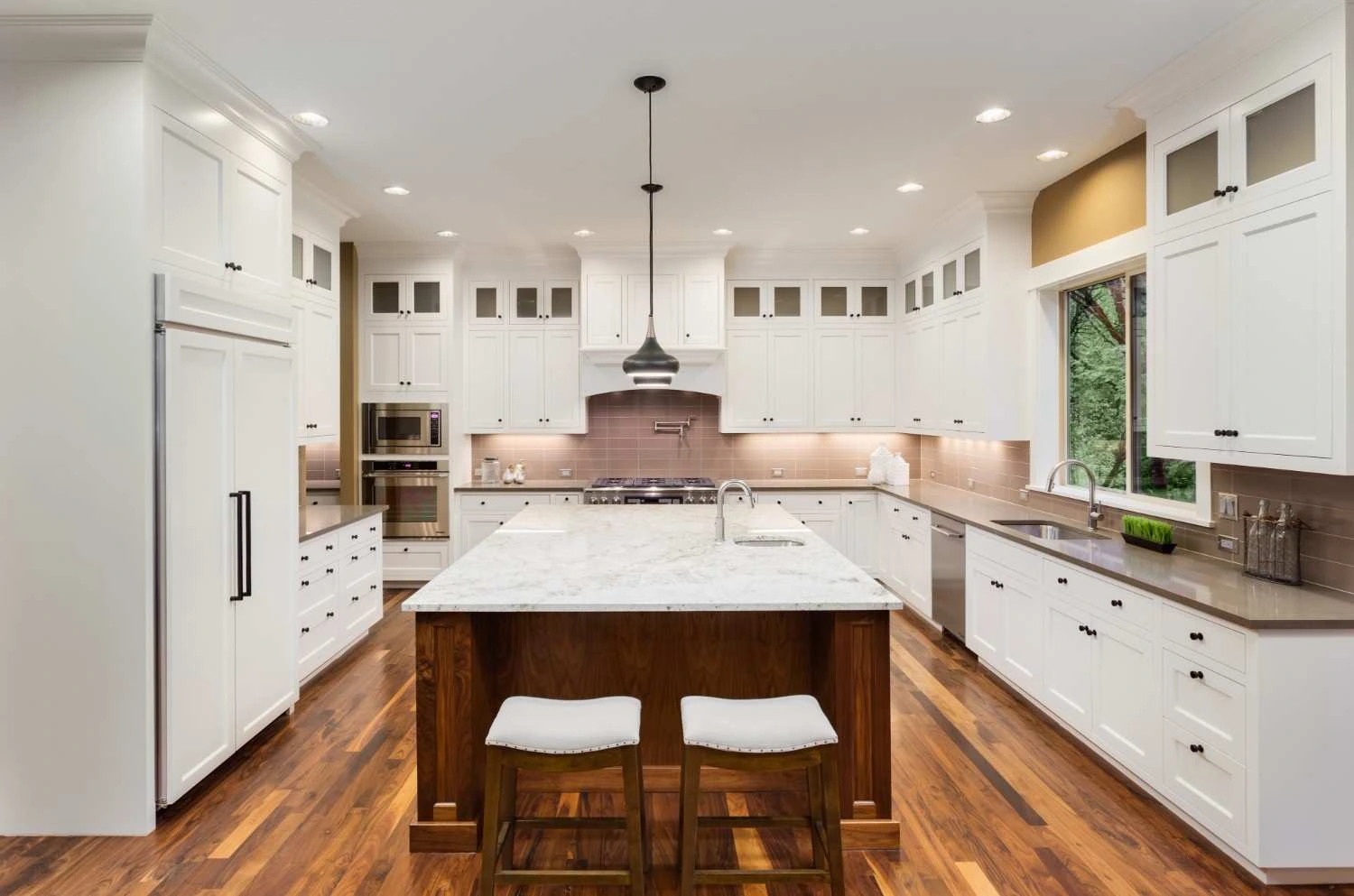 Top 10 Island Kitchen Layout Ideas for Modern Homes