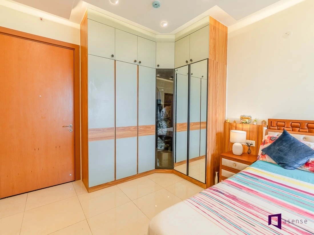 Best L-Shape Wardrobe Design Ideas for Bedroom Interiors