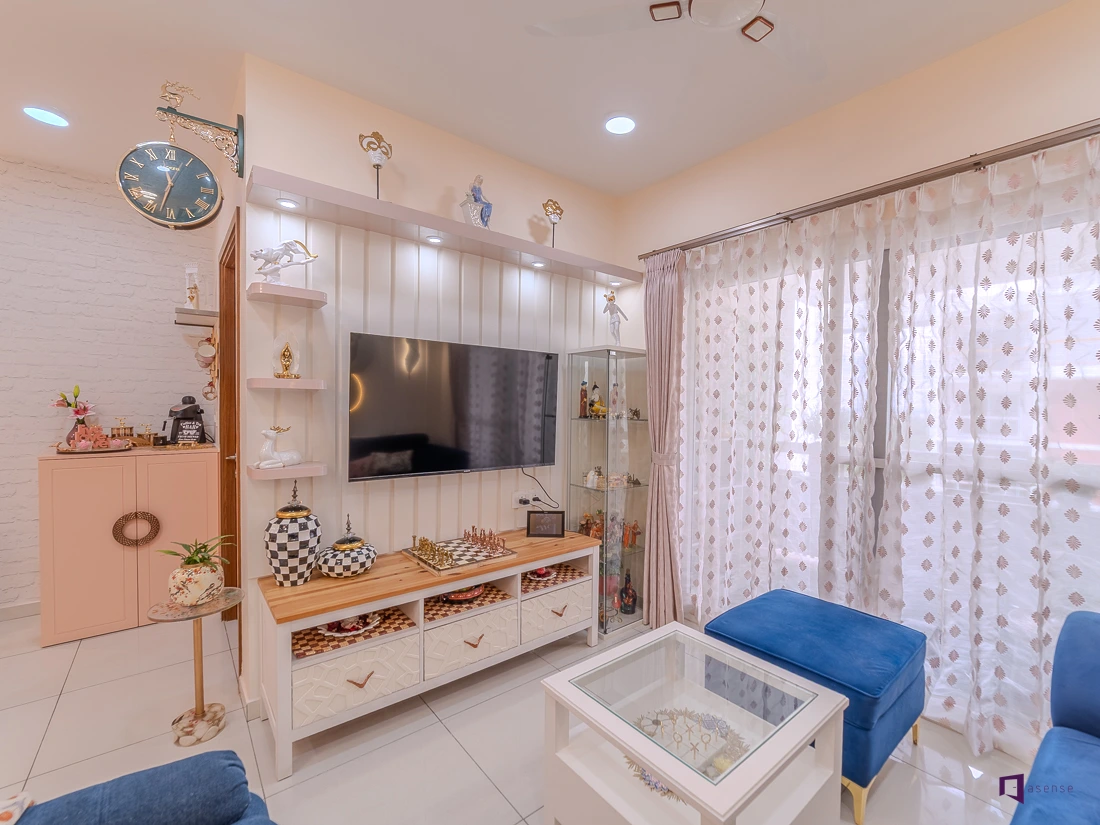 Small Living Room? These Simple Hacks Make It Look Twice as Big